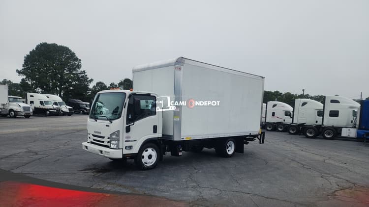 2022 Isuzu NPR Box Trucks