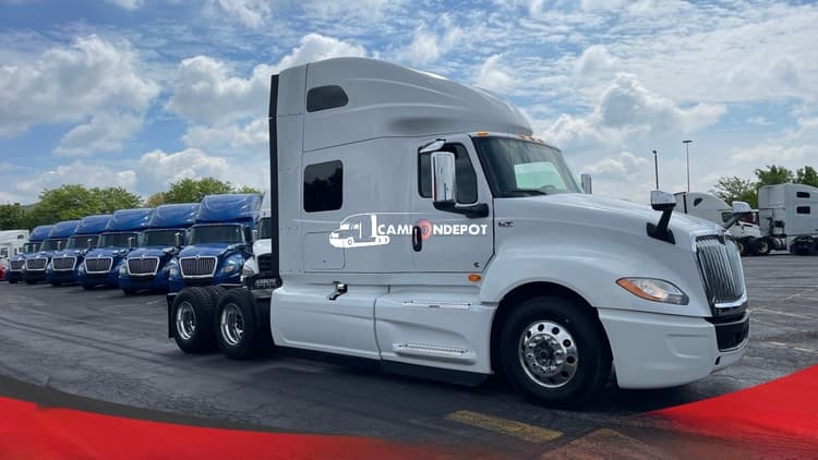 2019 International LT Sleeper Trucks