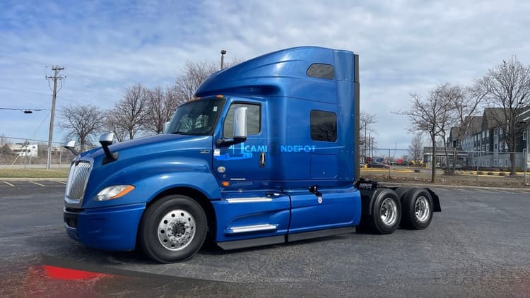 2020 International LT625 Sleeper Trucks