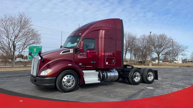 2021 Kenworth T680 Sleeper Trucks