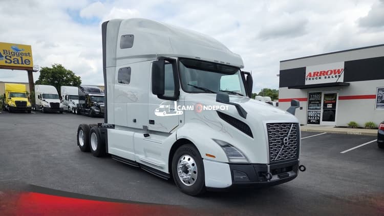 2022 Volvo VNL 760 Sleeper Trucks