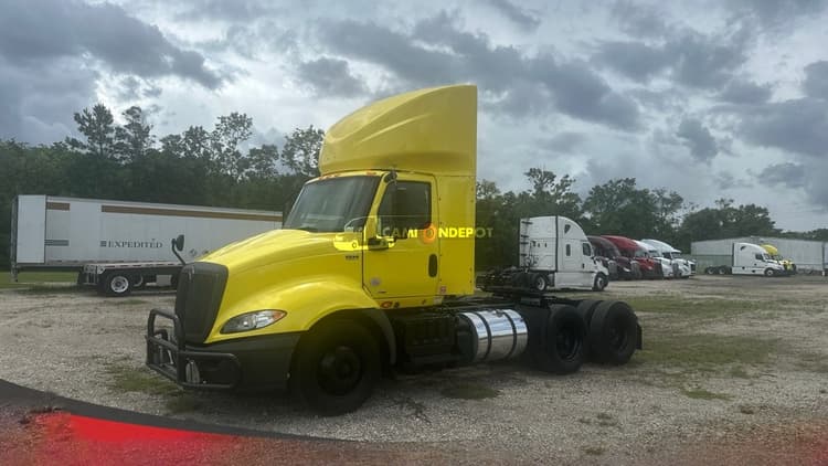 2019 International RH613 Day Cab Trucks
