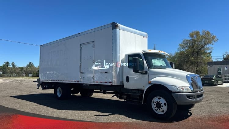 2020 International MEDIUM DUTY Box Trucks