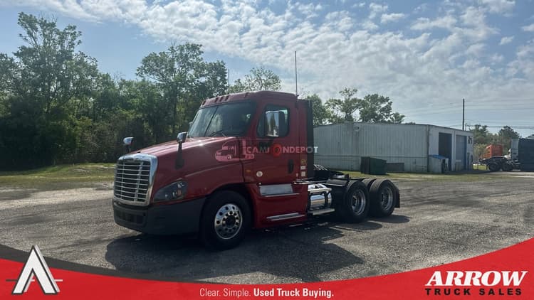 2020 Freightliner Cascadia Day Cab Trucks