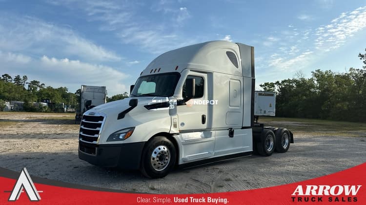 2021 Freightliner Cascadia Sleeper Trucks