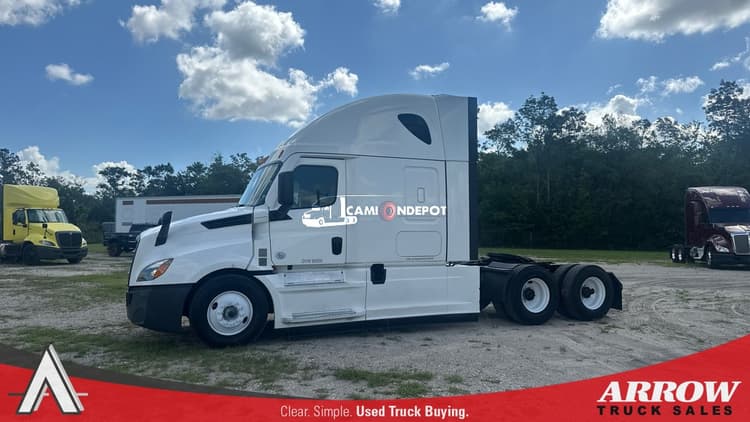 2021 Freightliner Cascadia Sleeper Trucks