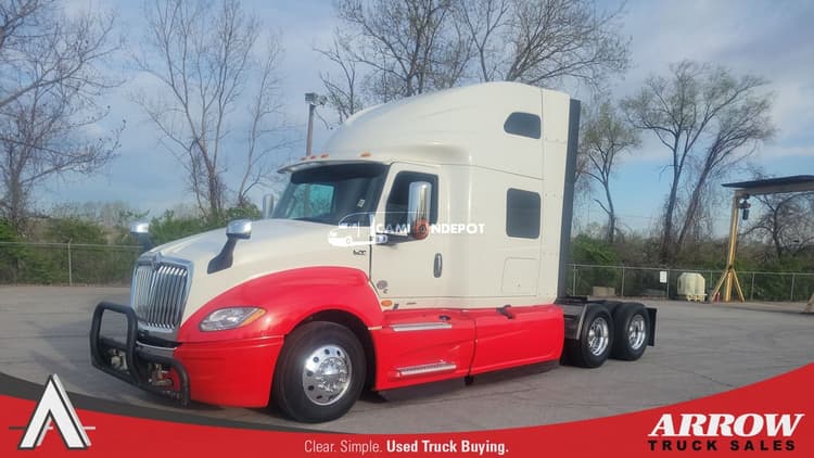 2022 International LT625 Sleeper Trucks
