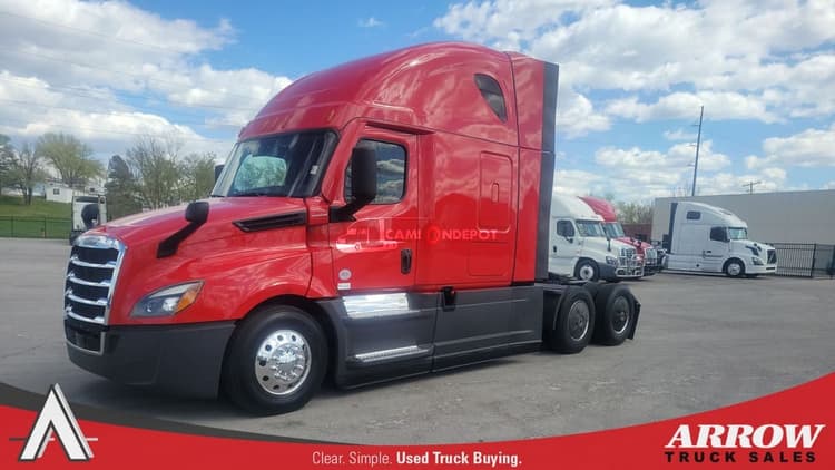 2021 Freightliner Cascadia Sleeper Trucks