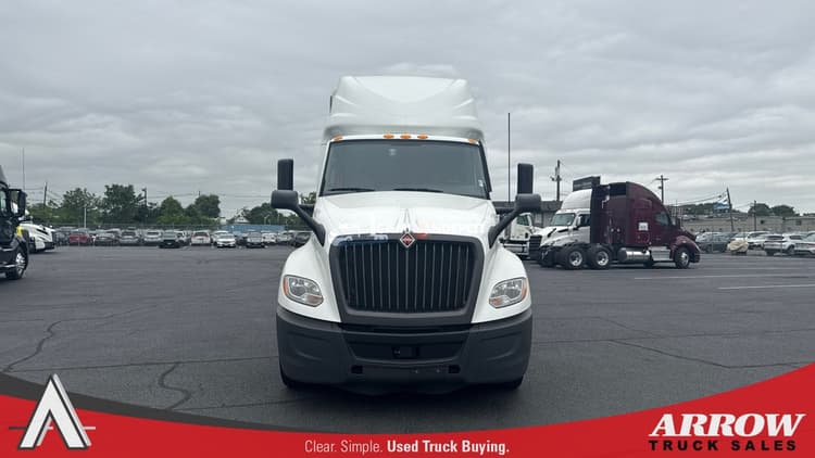 2022 International LT625 Sleeper Trucks