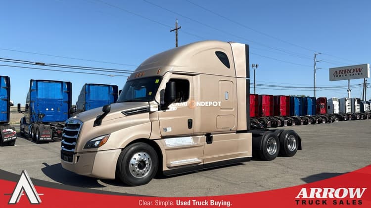 2021 Freightliner Cascadia Sleeper Trucks