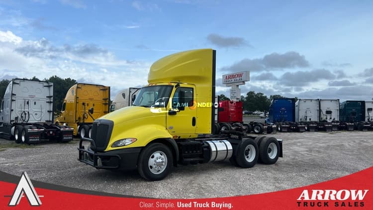 2020 International RH Day Cab Trucks