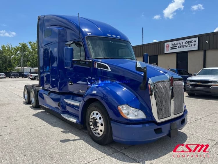 2022 KENWORTH T680 Sleeper Trucks