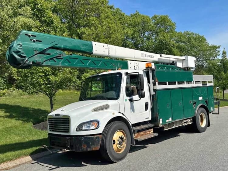 2007 Freightliner m2 Bucket Trucks Service Trucks