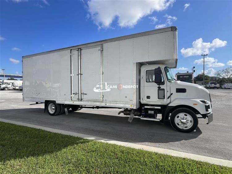 2023 Mack md6  Box Trucks