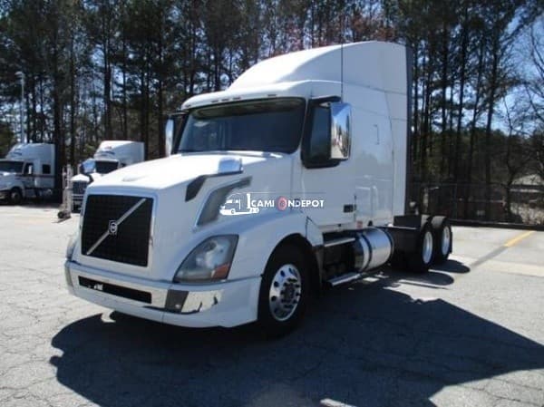 2017 Volvo VNL64T630 Sleeper Trucks