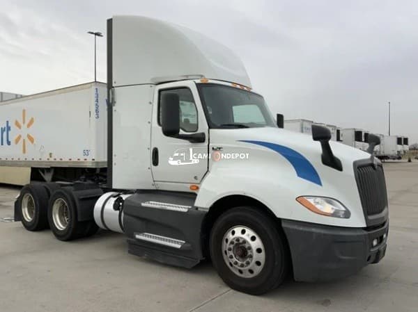 2022 International LT Day Cab Trucks