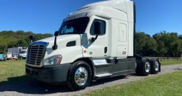 2018 Freightliner Cascadia 113 Evolution 60″ Midroof sleeper IN, PA