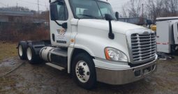 2016 Freightliner Cascadia Day Cab IN Riverside RI