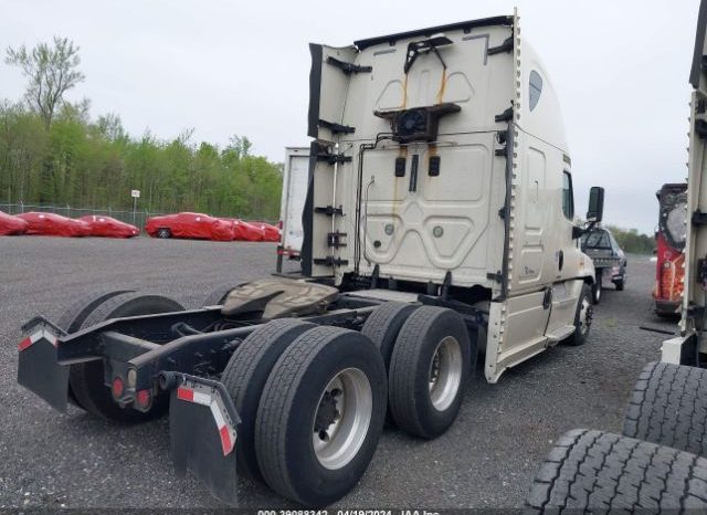 2016 FREIGHTLINER CASCADIA 125 SLEEPER IN BRANDYWINE, MD full