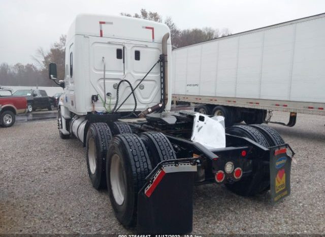 2017 FREIGHTLINER CASCADIA SLEEPER IN CROTHERSVILLE IN full