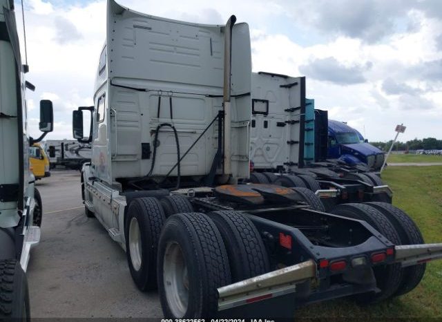 2017 VOLVO VNL780 SLEEPER IN MIAMI, FL full