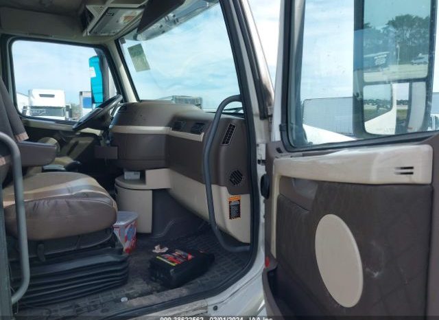 2017 VOLVO VNL780 SLEEPER IN MIAMI, FL full