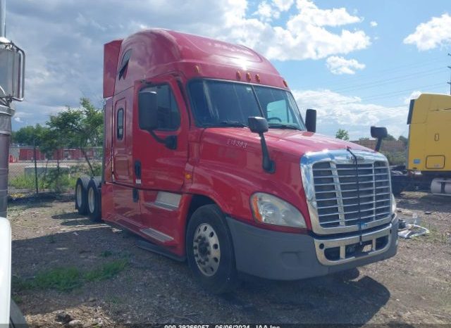 2016 FREIGHTLINER CASCADIA SLEEPER IN COLUMBUS, OH full