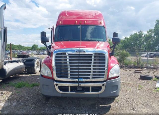 2016 FREIGHTLINER CASCADIA SLEEPER IN COLUMBUS, OH full