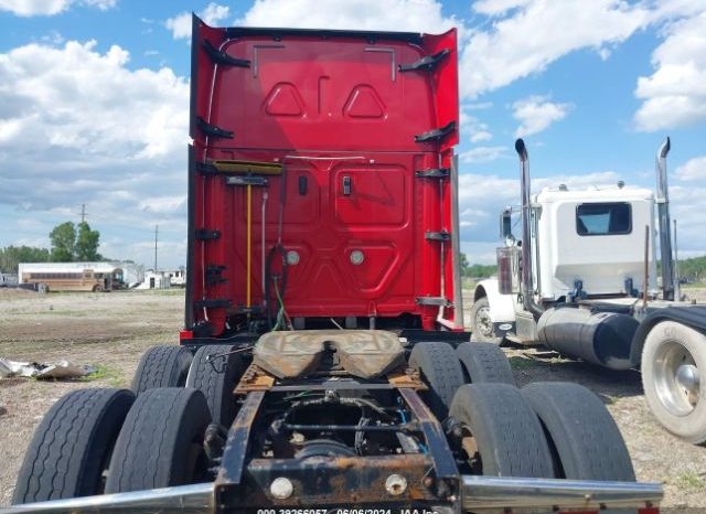 2016 FREIGHTLINER CASCADIA SLEEPER IN COLUMBUS, OH full