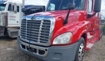 2016 FREIGHTLINER CASCADIA SLEEPER IN COLUMBUS, OH full