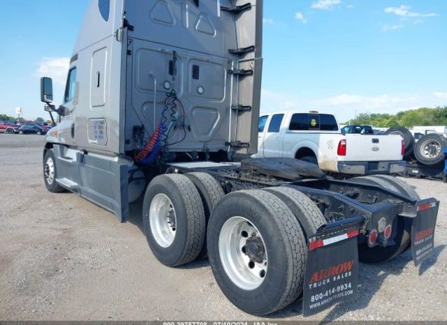 2017 FREIGHTLINER CASCADIA 125 IN GRAND PRAIRIE TX. full