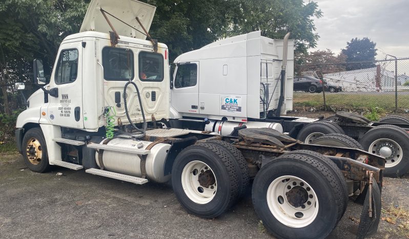 2016 FREIGHTLINER CASCADIA 125 DAY CAB IN UNION CITY, NJ full