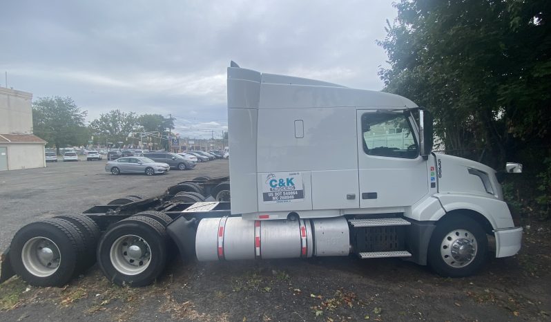 2012 VOLVO VNL630 SLEEPER IN NORTH BERGEN, NJ full