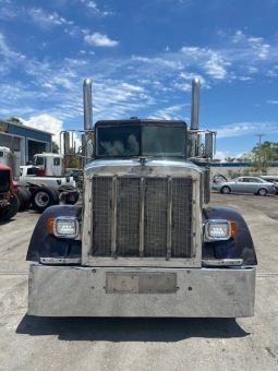 Used 2000 Peterbilt 379 Sleeper in Tampa, Florida