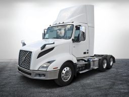 Used 2019 Volvo VNL 300 Day Cab in Miami Florida