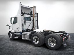 Used 2019 Volvo VNL 300 Day Cab in Miami Florida