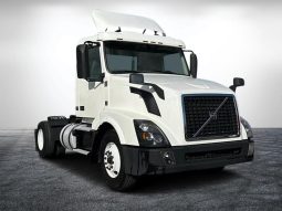 Used 2018 Volvo VNL 300 Day Cab in Miami Florida