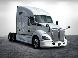 Used 2020 Kenworth T600 Sleeper in Miami Florida