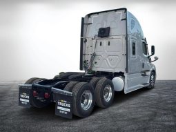 New 2022 Freightliner Cascadia 126 Sleeper in Miami Florida