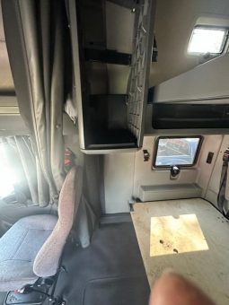 Used 2019 International LT625 Sleeper in Tampa, Florida