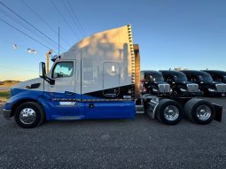 Used 2019 Peterbilt 579 Sleeper in Von Ormy, Texas