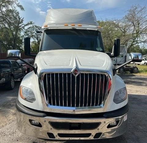 
								Used 2019 International LT625 Sleeper in Tampa, Florida full									