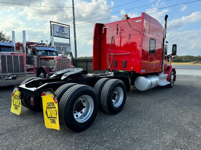 
								Used 2018 Peterbilt 579 Sleeper in Von Ormy, Texas full									