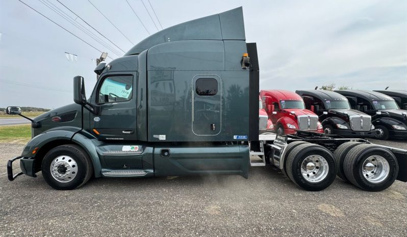 
								Used 2019 Peterbilt 579 Sleeper in Von Ormy, Texas full									