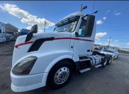 Used 2014 Volvo VNL Day Cab in Tampa, Florida