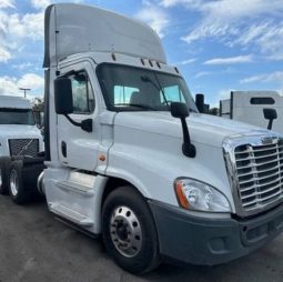 Used 2017 Freightliner Cascadia Day Cab in Tampa, Florida