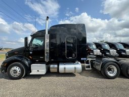 Used 2018 Peterbilt 579 Sleeper in Von Ormy, Texas