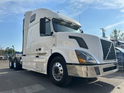 Used 2012 Volvo VN Sleeper in Tampa, Florida