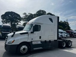 Used 2019 Freightliner Cascadia 126 Sleeper in Atlanta Georgia