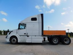 Used 2017 Volvo 670 Sleeper in Gulfport Mississippi